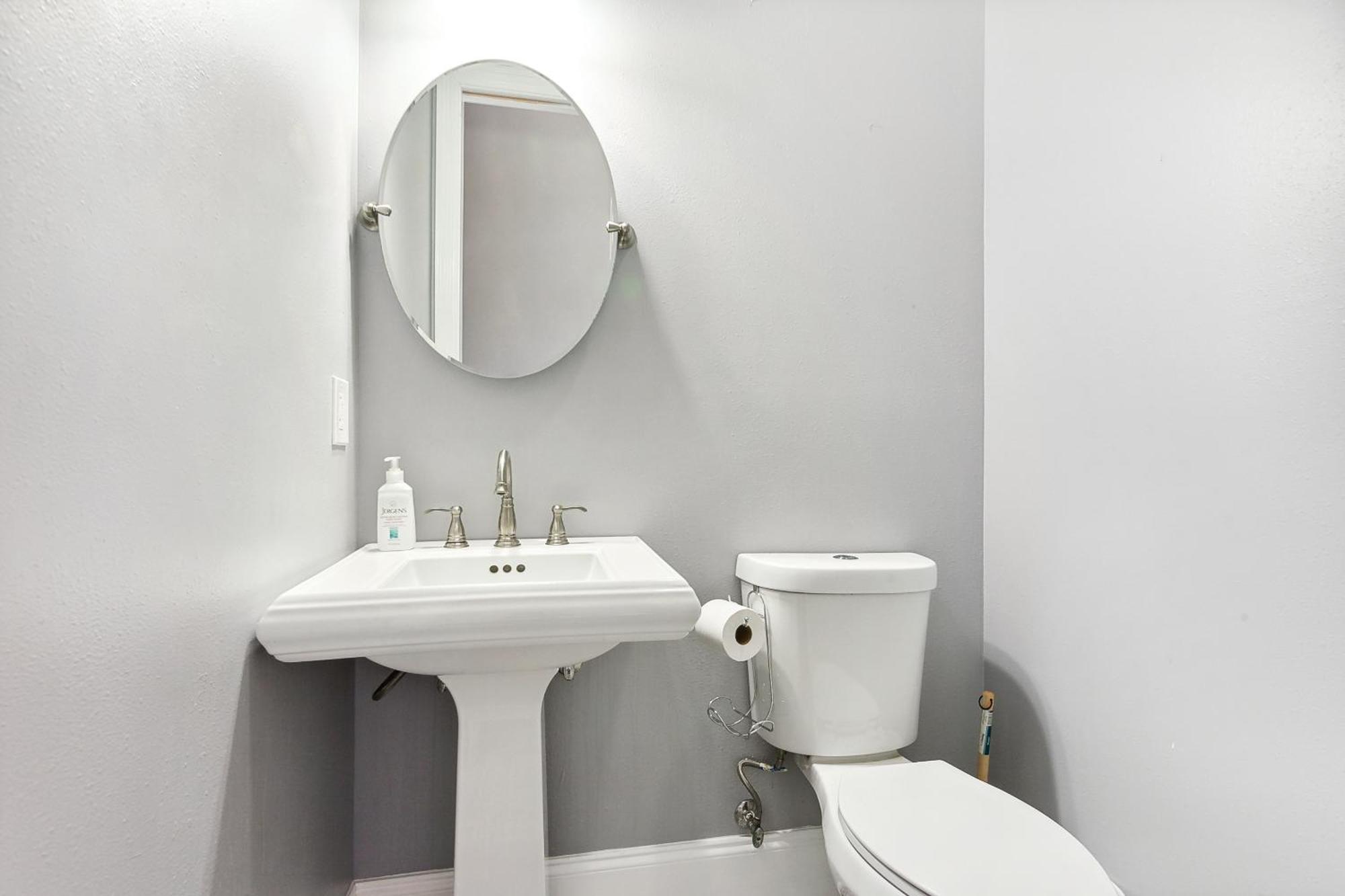 Amazing 3bedroom Townhome, In Historic Dryade * New Orleans
