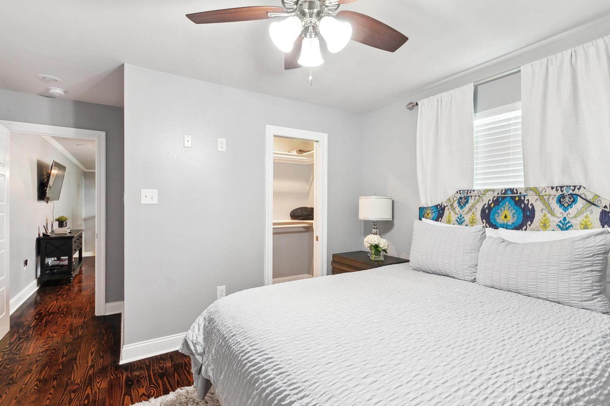 Amazing 3bedroom Townhome, In Historic Dryade Holiday home New Orleans